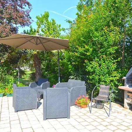 Spacious Flat With Pool Just 300m From The Apartment